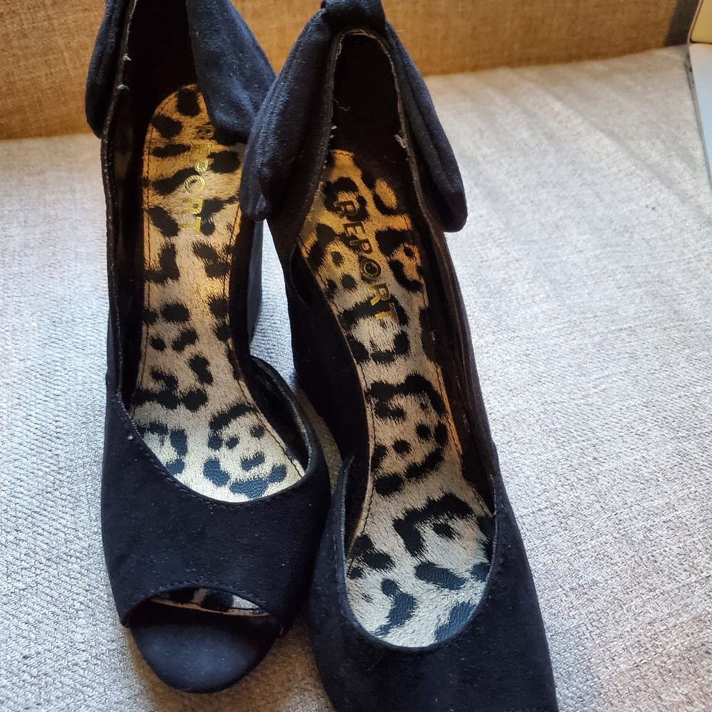 Black Wedges with Bow on back, open side, size 8.5